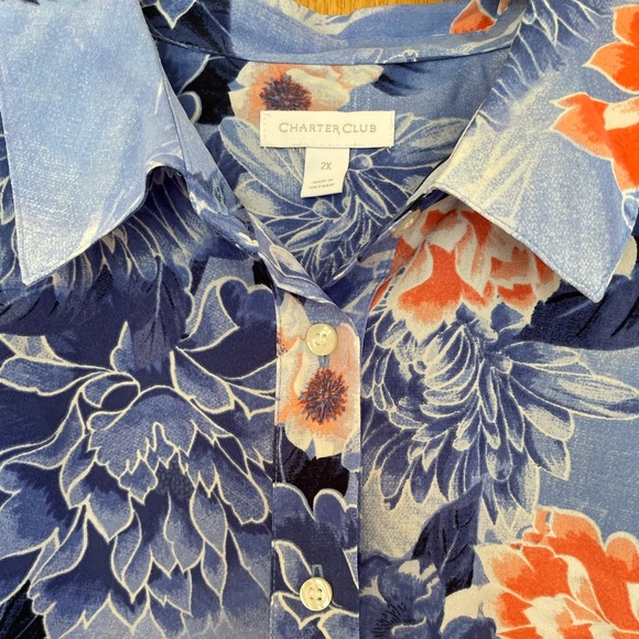 📦 SOLD - NWT. Women’s button down shirt. Size 2X. - Picture 2 of 5